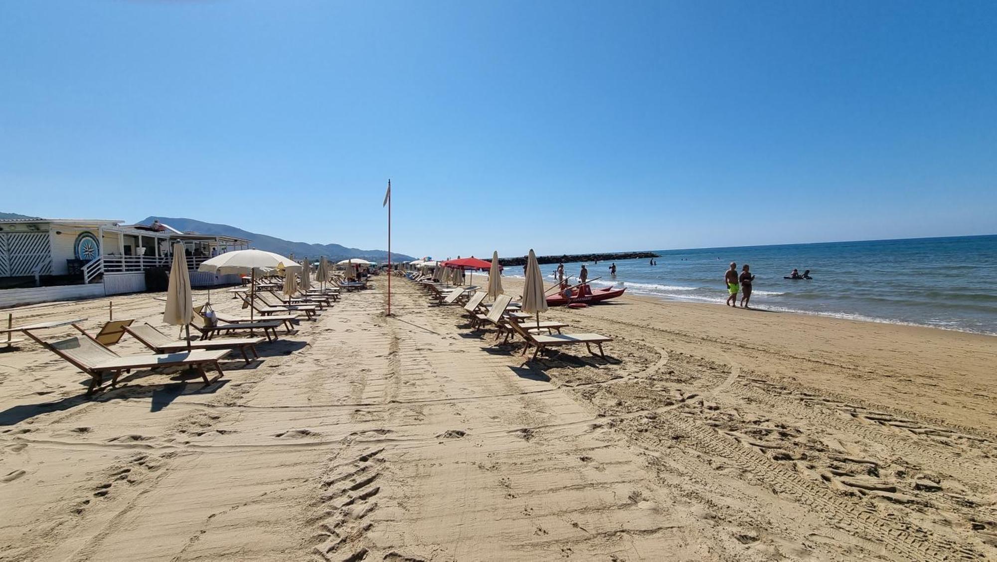 Villa Cecilia Sul Lago Fronte Mare Sperlonga Bagian luar foto